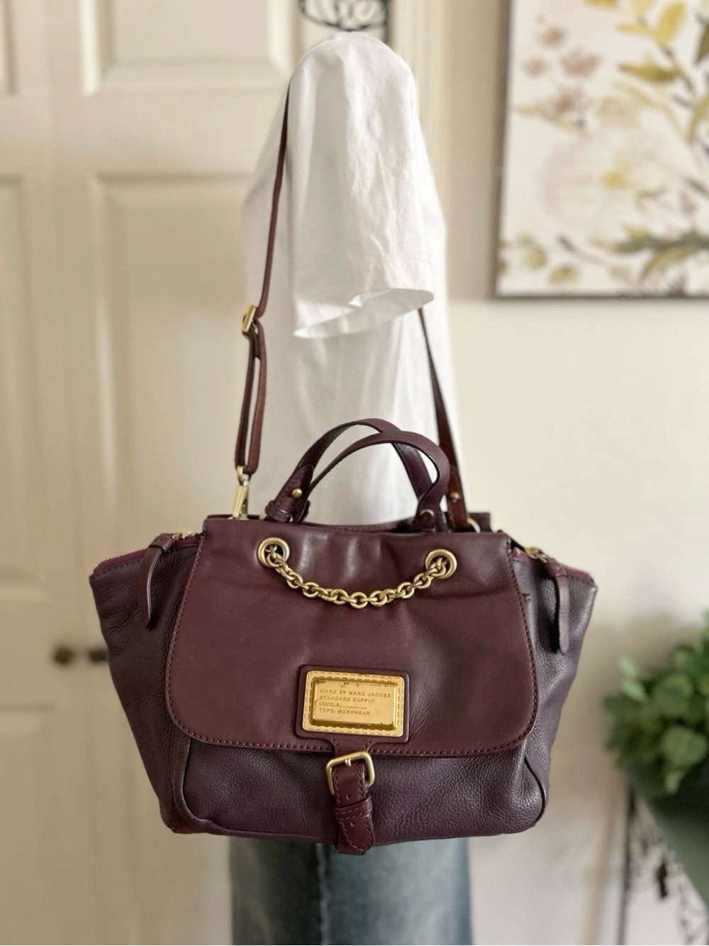 Marc By Marc Jacobs Plum Leather Shoulder Bag with Gold Chain